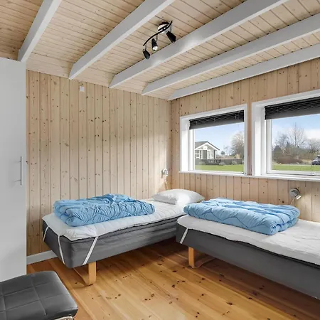 Beautiful Home In Rudkobing With Sauna *
