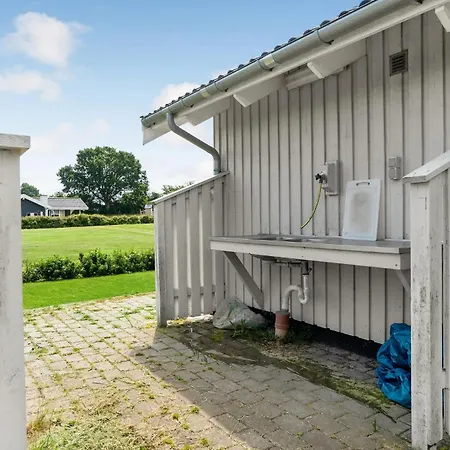 بيت للعطل Beautiful Home In Rudkobing With Sauna